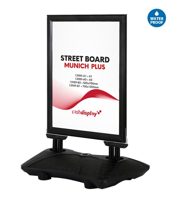 Múnich Outdoor Plus Advertising Display